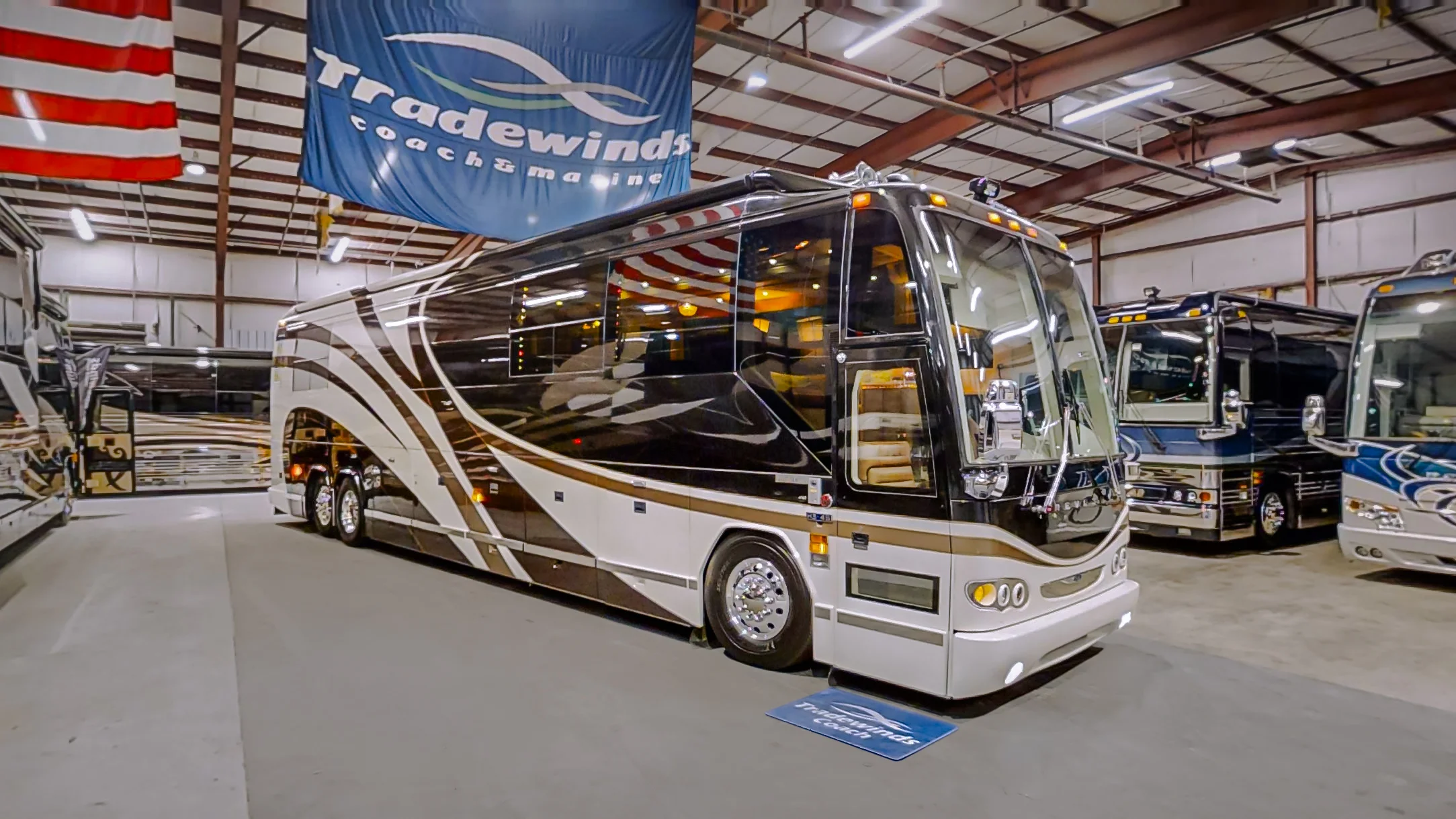 Used 2005 Prevost Millennium H3-45 For Sale | Tradewinds Coach